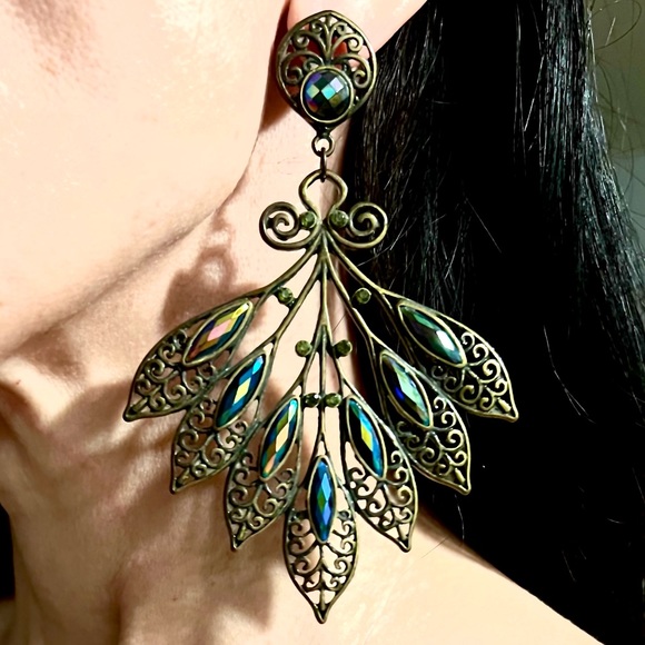 Peacock statement fashion costume earrings - Picture 3 of 3